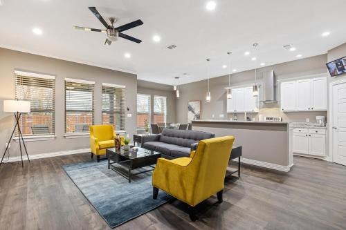 South Arlington Casa | Grand Prairie Getaway