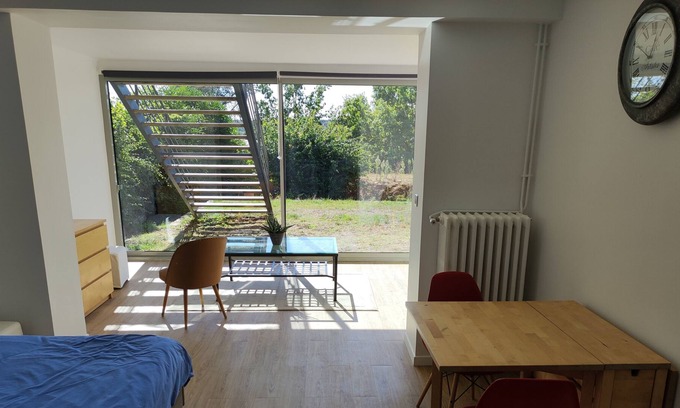 Garches Apartamento | Grand Studio Indépendant Tout Équipé Garches