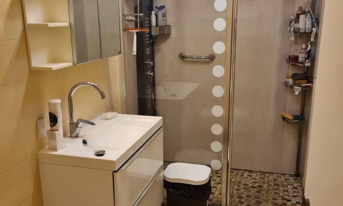 Ensues-la-Redonne Apartamento | Grand T2 sur Port Avec Parking Privé et Grande Terrasse Aménagée à 20m de la mer