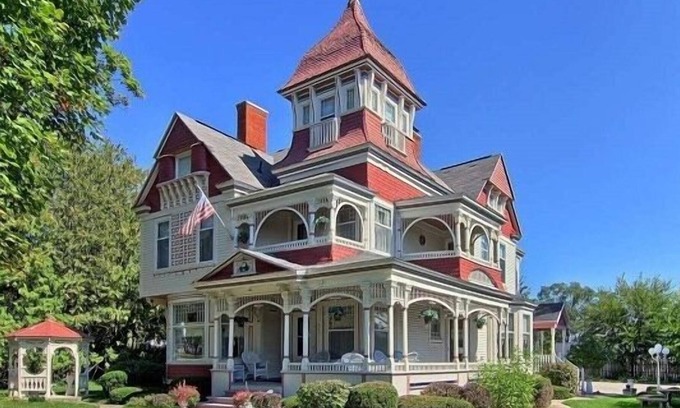 Bellaire Cama Y Desayuno | Grand Victorian B&B Inn