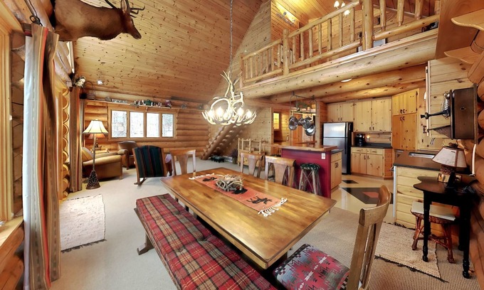 Hayward Cabina | Grand View Lodge -New Listing With Room For The Family