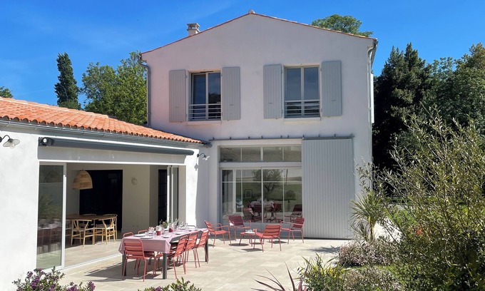 Domino Casa | Grande Maison Neuve, Lumineuse Située à 550 m de la Plage