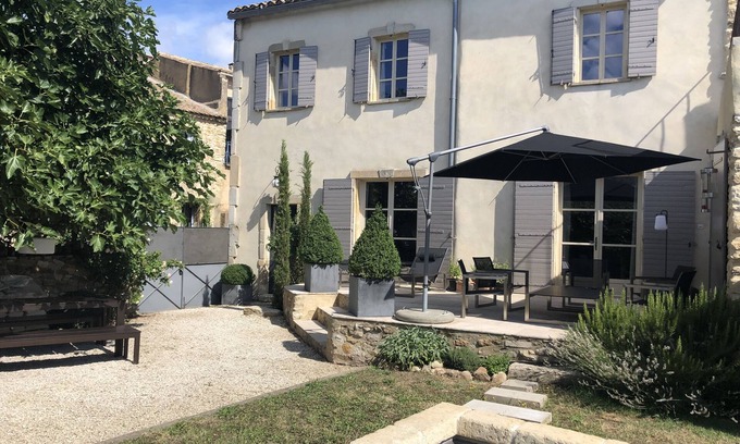 La Bastide-d'Engras Casa | Grande Maison de Village Associant Caractère et Design Près D'uzès