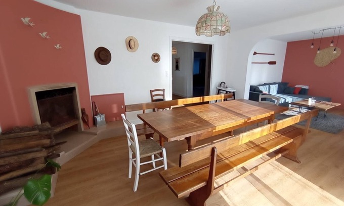 Plouhinec Casa | Grande Maison Familiale Dans le Bourg de Plouhinec. Vélos à Disposition