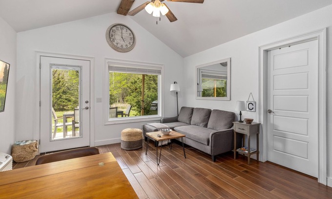Grove Cabaña | GrandLake*Kayak*ForestView*Firepit*Kings*Lakefront