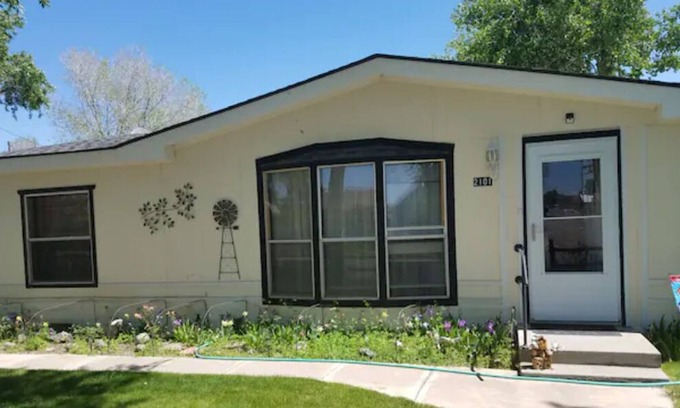 Alamosa Casa | Grandma's House: 3bed/2bath near ASU #1421
