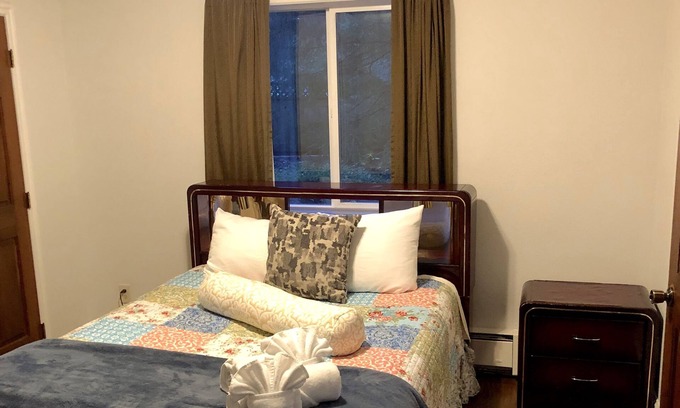 Mendenhaven Apartamento | Bien equipado, apartamento de suegra adosado a una casa. 15% de descuento en 20 tours
