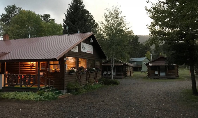 South Fork Cabina | Grandview Cabins & RV Resort