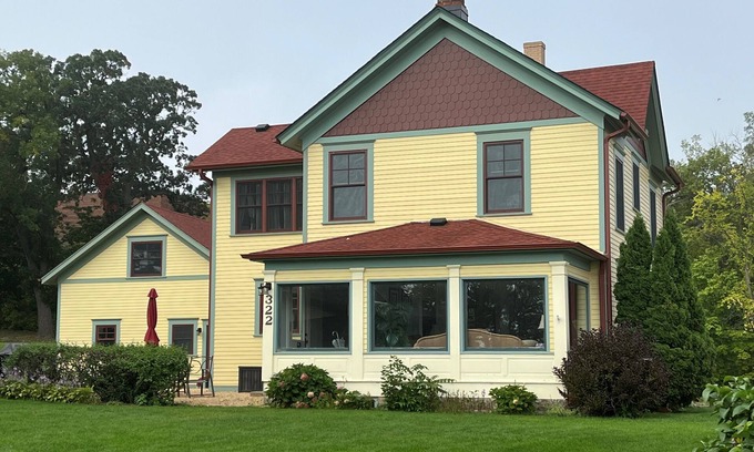 Stillwater Casa | FOXX BLUFF GUEST HOUSE-MEJOR VISTA EN AGUA FIJA