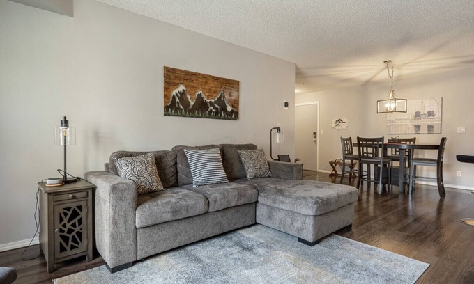 East Kootenay Condominio | Grandview Pointe | Pool | Hot Tub | Gym