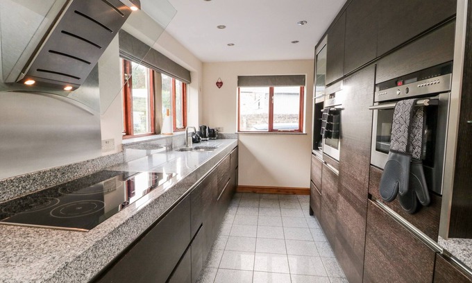 Ripon Cabaña | GRANGE VIEW, with open fire in Kirkby Malzeard