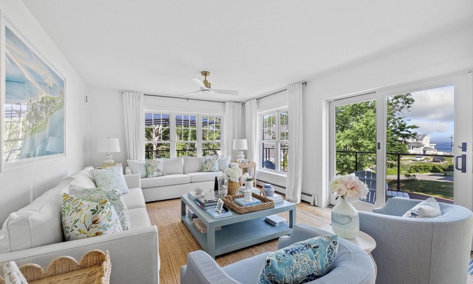 Granite Point Casa | Granite Point Spacious and Elegant Family Retreat