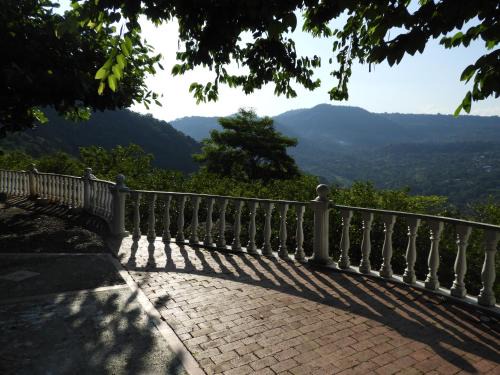 La Mesa Casa | Granja Autosostenible Monte Real