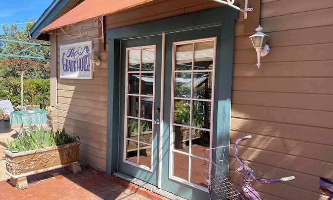 Prescott Cabaña | Grape House Downtown