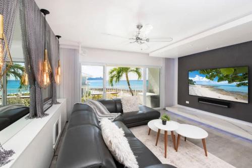 Seven Mile Beach Casa | Grape Tree Condo #10