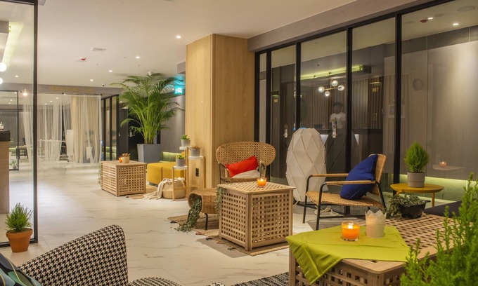 Jangyu-myeon Hotel | Gray 195