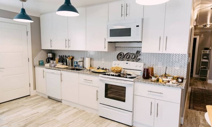 East Memphis Apartamento | Graze House by Pettigrew Adventures