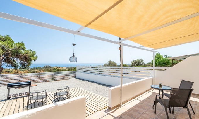 Kiotari Apartamento | Gre Apartment 1klm from the beautiful Kiotari Beach!!