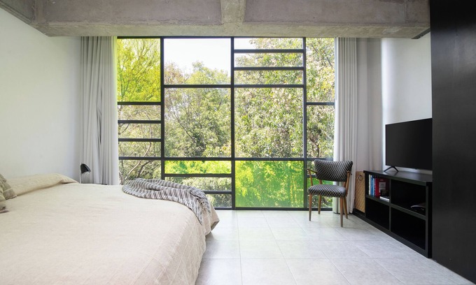 Hipódromo Apartamento | Great 2BR in the heart of Condesa 1 block from Parque Mexico on Amsterdam street