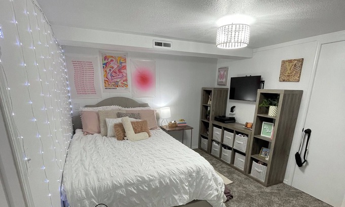 Lewiston Casa | Great 6 bedroom family size home!