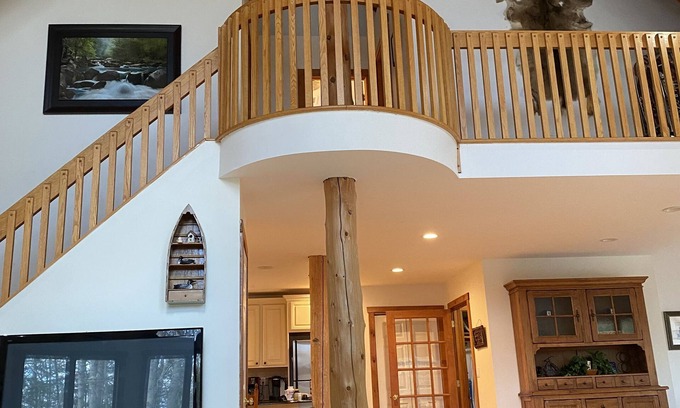 Chestertown Casa | Great Adirondacks retreat with five bedroomsHot tub,pool table.large open space
