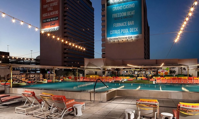 Downtown Las Vegas Hotel | Great Amenities Onsite! 4 Convenient Units! Minutes to The Neon Museum!