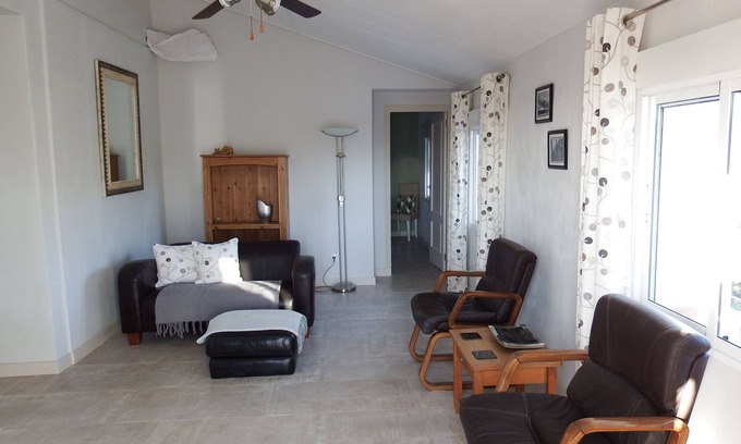 Arboleas Apartamento | Great Apartment - 2 Bedrooms & Sunny Terrace with panoramic mountains views