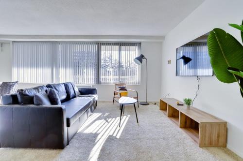 Aurora Highlands Apartamento | Great Apt w All You're Needing