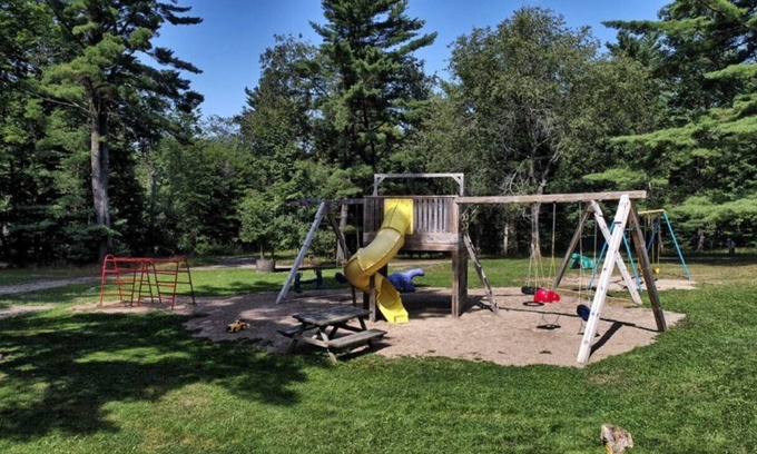 Bracebridge Cabaña | Great Blue Resort: Bonnie lake Resort Muskoka - Cabaña de 2 dormitorios