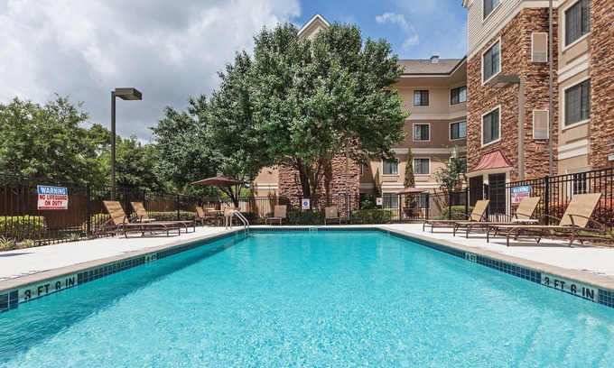 Round Rock Condominio | Great for Business Travelers! Quiet Suite + FREE Buffet Breakfast