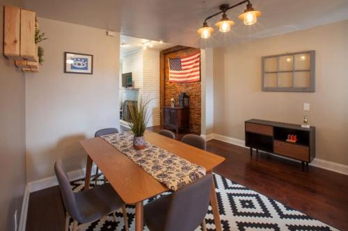 Pittsburgh Apartamento | Great for Exploring * Stylish Loft Like Living