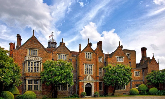 Runnymede Hotel | Great Fosters - A Small Luxury Hotel