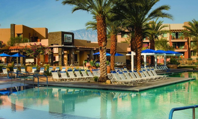 Palm Desert Villa | Gran HomeBase para el Festival de Coachella - Capacidad para 8 personas en la lujosa villa 2BR 2Bath