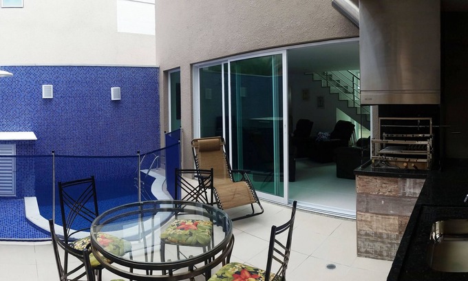 Juquehy Casa | GRAN CASA EN JUQUEHY, 4 SUITES, 4 VACANTES, BIEN UBICADO