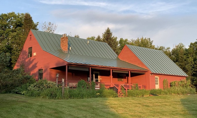Clarendon Casa | Great House in Heart of Green Mountains - close to Killington, Pico and Okemo