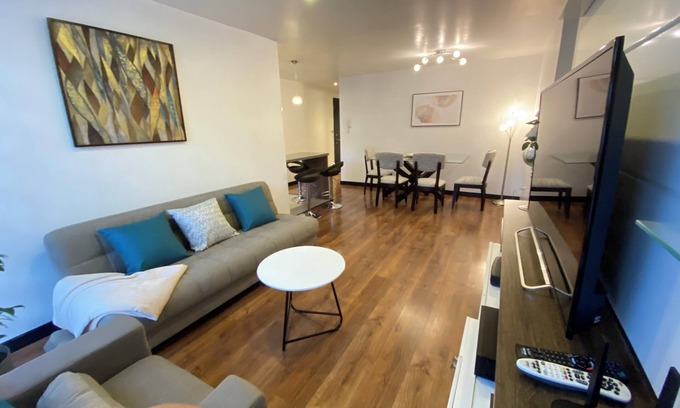 Distrito Financiero Apartamento | Great location 2 bedrooms 2,5 bathrooms GYM WiFi pool jacuzzi GYM 24hr security
