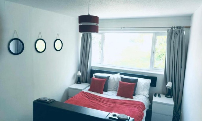Milton Keynes Apartamento | Great Milton Keynes Location