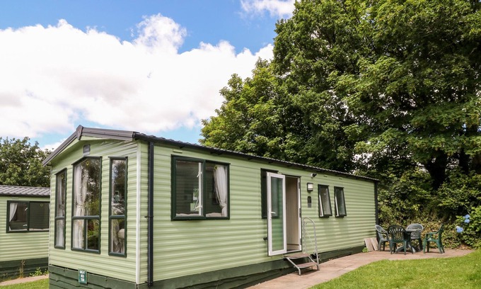 Tavistock Casa | GREAT MIS TOR, pet friendly, with a garden in Moortown