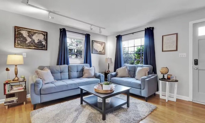 Potomac West Casa | Great place to stay in Alexandria, close to Metro and free parking