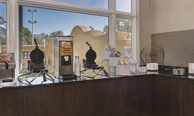 Guasti Hotel | Great Relaxing Overnight Stay! 4 Relaxing Units! Pool Access, Free Parking!