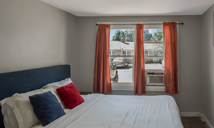 Dupont Apartamento | Great Updated King Bed Near Denver Fun/Sports/Music