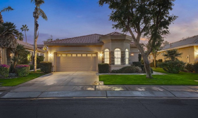 Indio Complejo | Greater Palm Spring Home - Sunset Oasis W/Pool/sleeps 10