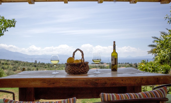 Gefira Mpania Casa | ¡Villa de lujo "griego boho" cerca de Nafpaktos!