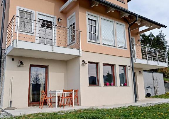 Cerknica Apartamento | Green Apartment Cerknica