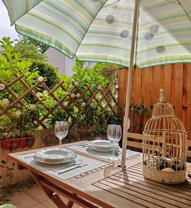 Ferencvaros Apartamento | Green City Apartment Budapest - FREE GARAGE, AC, BALCONY, WI-FI