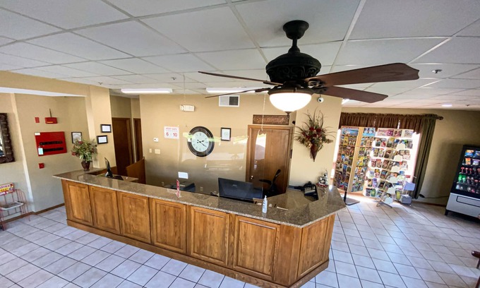 Branson Hotel | Green Gables Inn