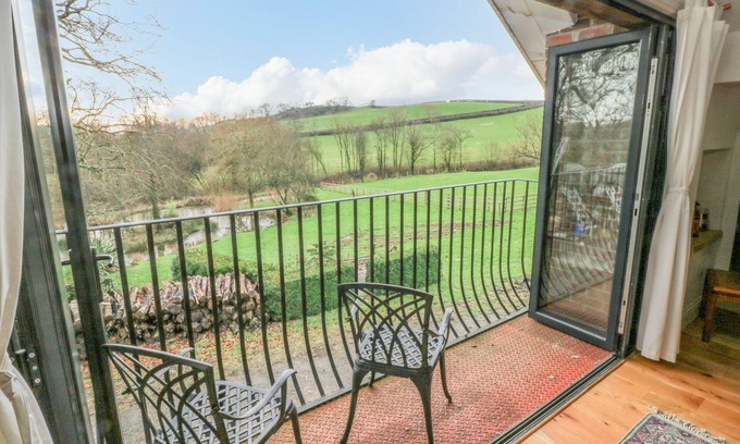 Carmarthen Cabaña | Green Grove Barn