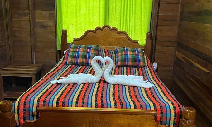 San Ignacio Cabina | Green Jay Cabin 2