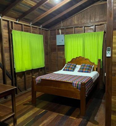 San Ignacio Casa | Green Jay Cabins