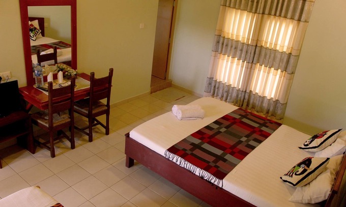 Pinnawala Casa | Green Land Guest House